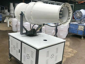 大型霧炮機